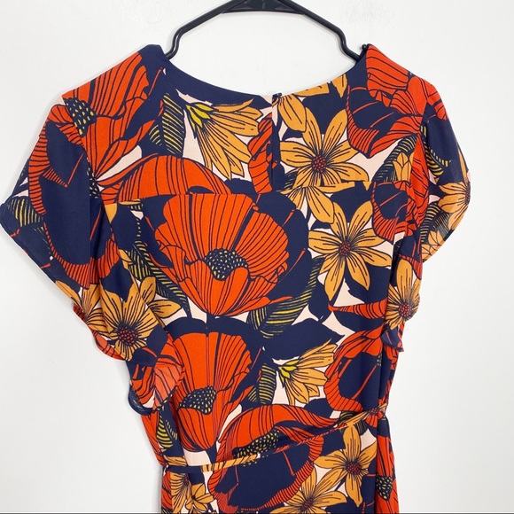 LOFT floral dress poppy red navy blue 
Size medium petite 
New without tags - Picture 3 of 4
